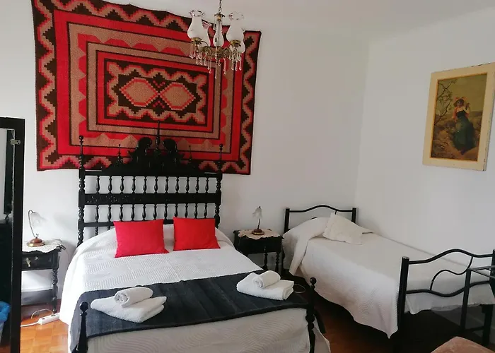 Laura Πανσιόν 3*