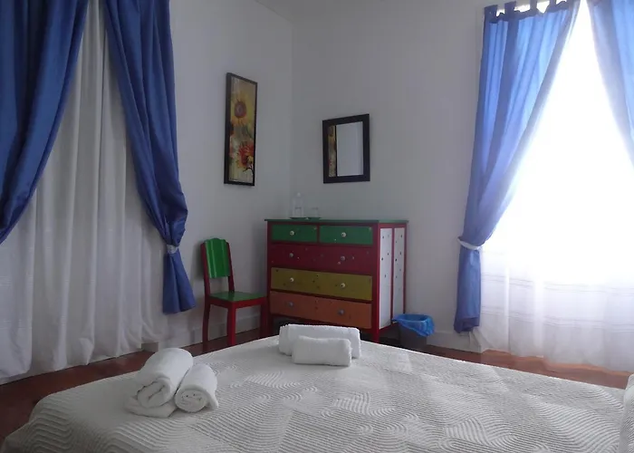 Πανσιόν Laura