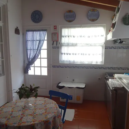 Guest house Laura 3*
